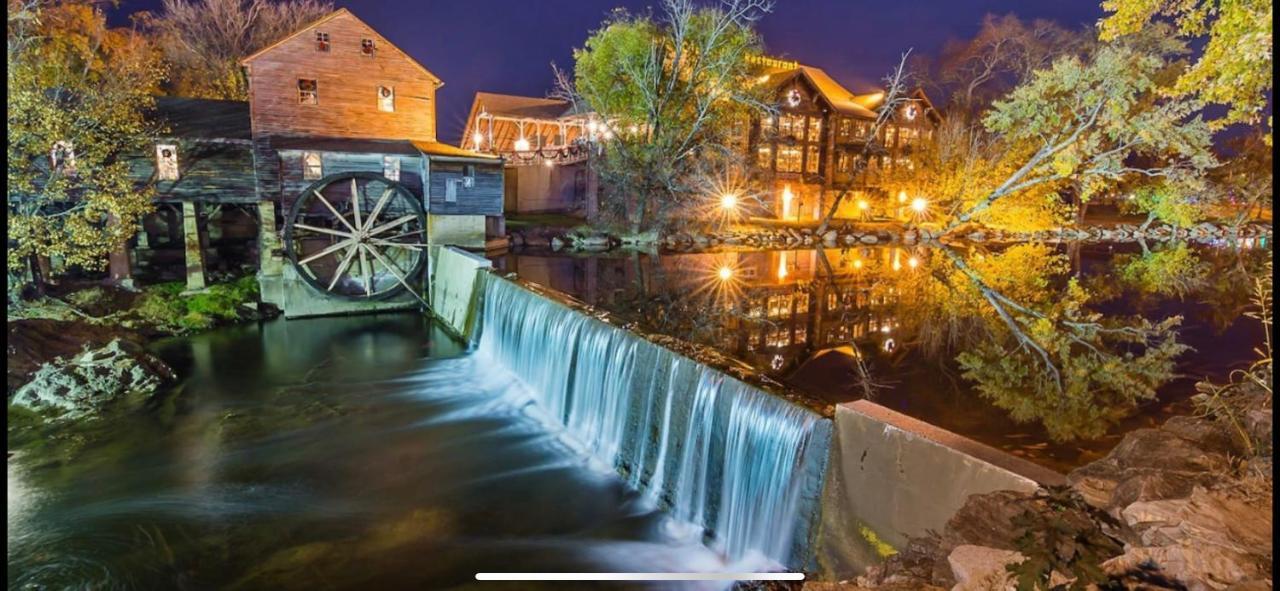 Luxury Condo In The Heart Of Pigeon Forge Luaran gambar